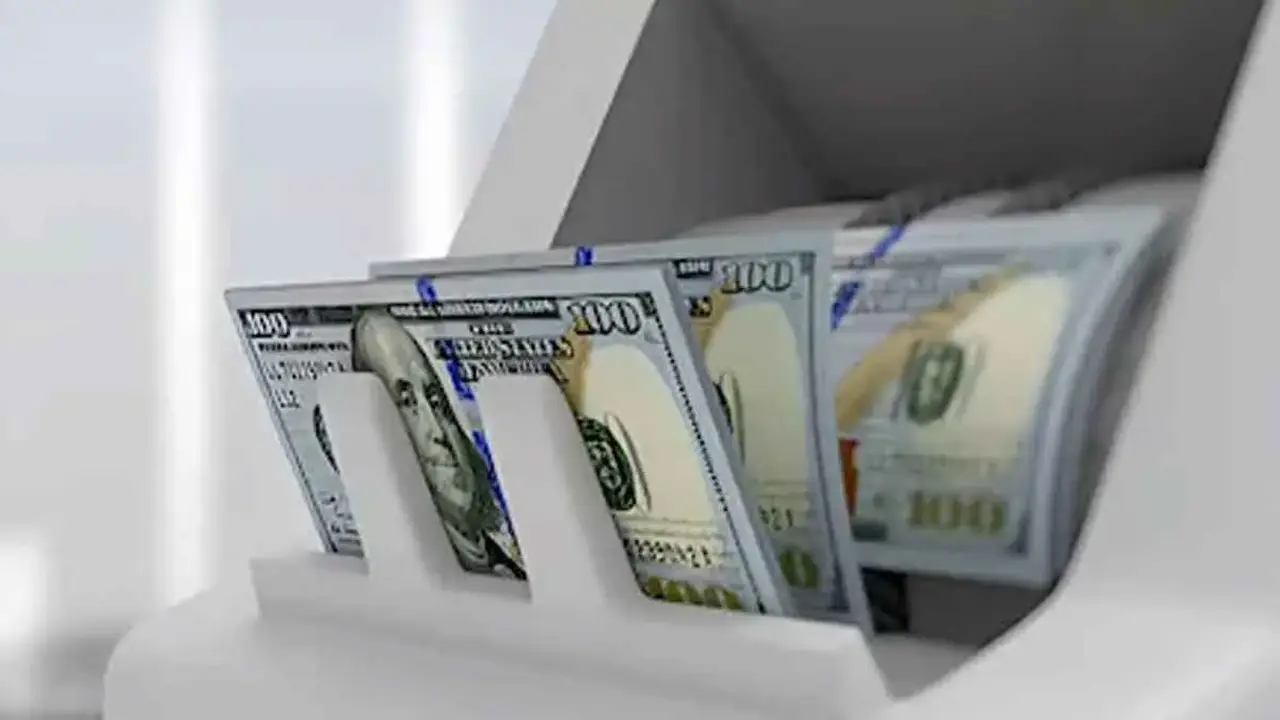 أسعار الدولار تواصل تقلباتها اليوم السبت 13 يونيو